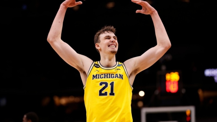 托雷斯的回 托雷斯的回